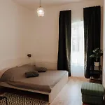 Czindery Kuria Villa *