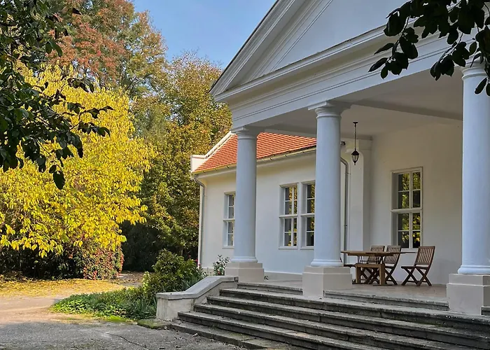 Вилла Czindery Kuria *