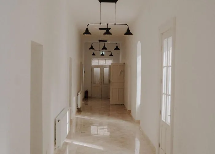 Czindery Kuria Villa *